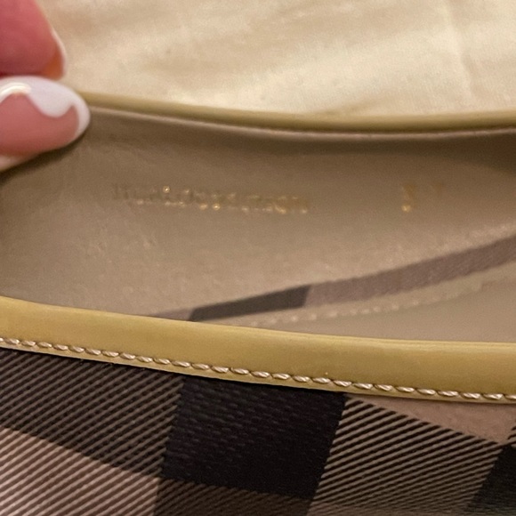 Burberry Nova Check Patent Leather Ballet Flats Sz 37 - Picture 5 of 7